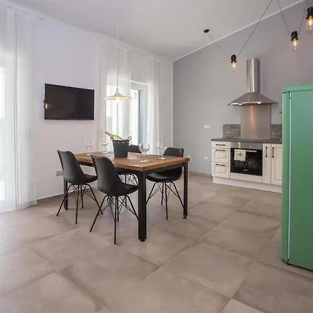 Apartment Avia Banjole *